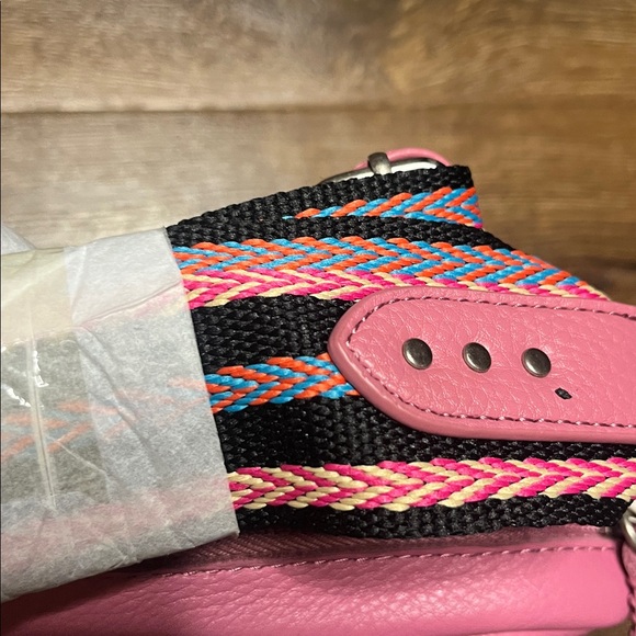 The Sak Mulberry Leather Cora Smartphone Crossbody Belt Bag with Two Straps NWT - Picture 2 of 7